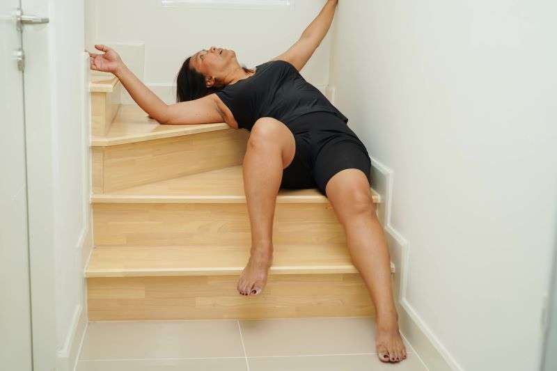 woman who fell down stairs