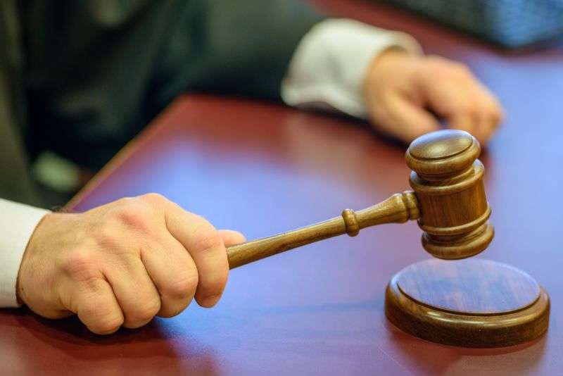 judge hitting gavel